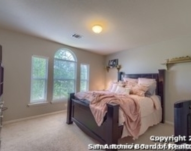 313 Brahma Way - Photo Thumbnail 23