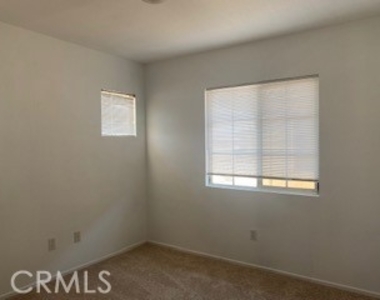 14285 Honeyhill Street - Photo Thumbnail 12