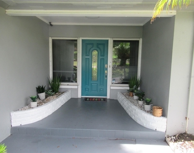 1454 Palmetto Street - Photo Thumbnail 3