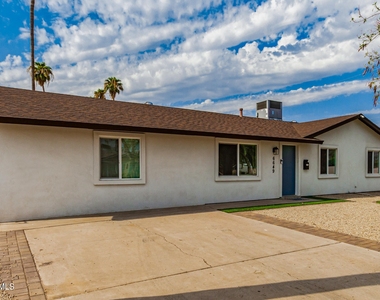 6649 W Cypress Street - Photo Thumbnail 2