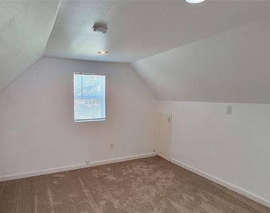 5422 Miller Avenue - Photo Thumbnail 5