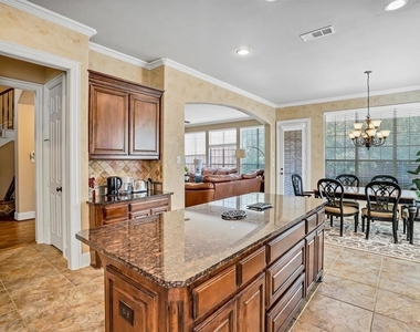 1316 Comal Drive - Photo Thumbnail 25