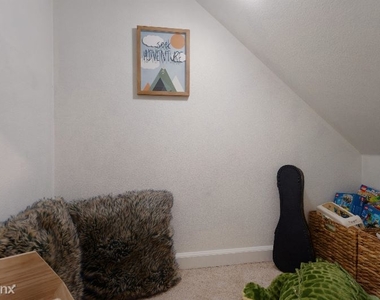 2401 Cactus Ave. - Photo Thumbnail 17