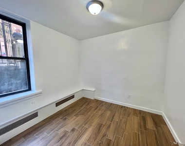 511 West 184th Street - Photo Thumbnail 2