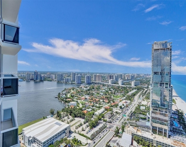 18201 Collins Ave - Photo Thumbnail 16