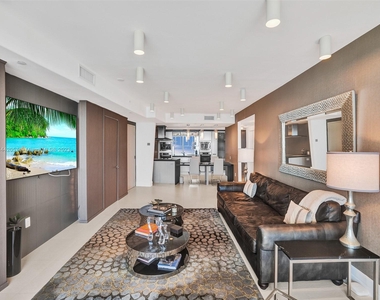 18201 Collins Ave - Photo Thumbnail 35