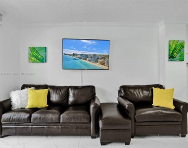 2501 S Ocean Dr - Photo Thumbnail 10