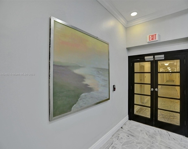 2501 S Ocean Dr - Photo Thumbnail 36