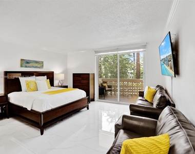 2501 S Ocean Dr - Photo Thumbnail 5