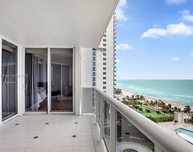 19111 Collins Ave - Photo Thumbnail 17