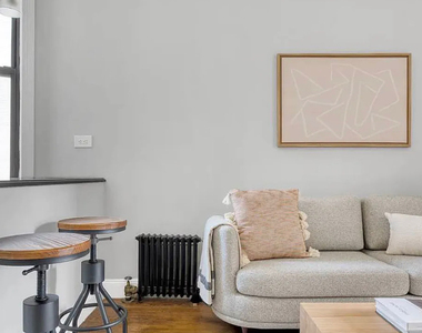 60 Avenue B - Photo Thumbnail 2