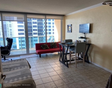 2501 S Ocean Dr - Photo Thumbnail 7