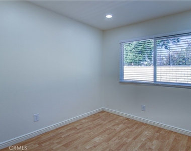 1541 Sekio Avenue - Photo Thumbnail 26