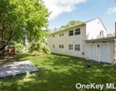 70 Maxwell Avenue - Photo Thumbnail 13