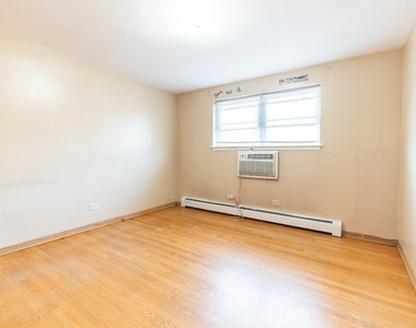 5607 W Irving Park - Photo Thumbnail 9