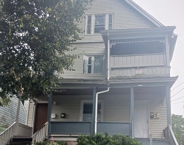 31 Elmer Street - Photo Thumbnail 0