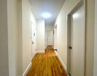 East 19th Street - Photo Thumbnail 4