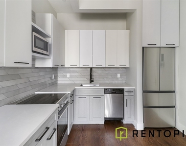 1009 Willoughby Avenue - Photo Thumbnail 1