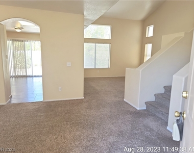 7712 Sublimity Avenue - Photo Thumbnail 2