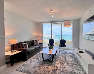 16699 Collins Ave - Photo Thumbnail 6