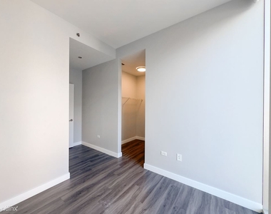 4334 N. Hazel, Unit C002 - Photo Thumbnail 16