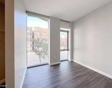 4334 N. Hazel, Unit C002 - Photo Thumbnail 14