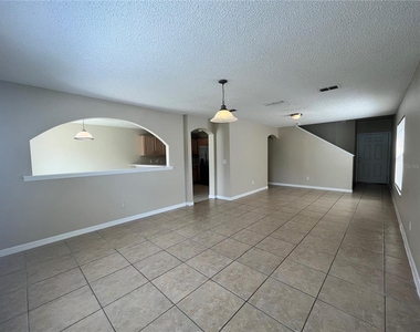 15328 Starleigh Road - Photo Thumbnail 5