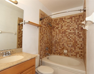 14141 Stilton Street - Photo Thumbnail 11