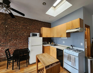 6733 3rd Avenue - Photo Thumbnail 5