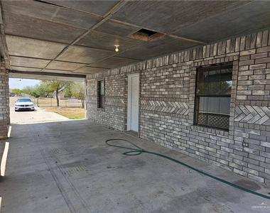 224 North La Paloma Street - Photo Thumbnail 15