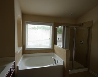 11650 Davenport Lane - Photo Thumbnail 16