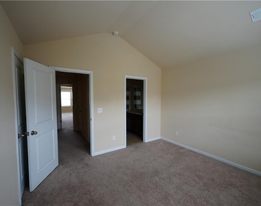 11650 Davenport Lane - Photo Thumbnail 21