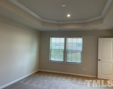 8733 Red Canyon Way - Photo Thumbnail 8