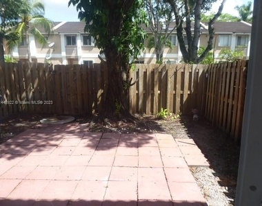 13919 Sw 177th St - Photo Thumbnail 1