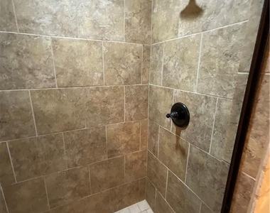 6101 Red Cedar  Cir - Photo Thumbnail 20