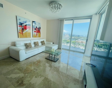 1755 E Hallandale Beach Blvd - Photo Thumbnail 21