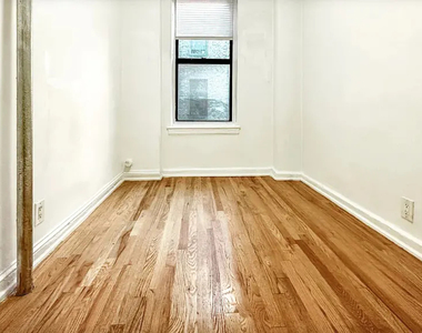 405 west 49th Street  - Photo Thumbnail 7