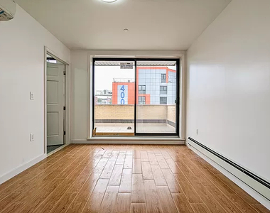4023 10th Avenue - Photo Thumbnail 3