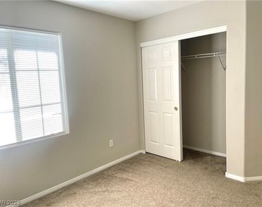 2233 Tulip Tree Street - Photo Thumbnail 25