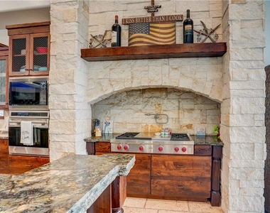 1608 Liege Drive - Photo Thumbnail 5