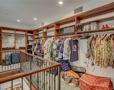 1608 Liege Drive - Photo Thumbnail 35