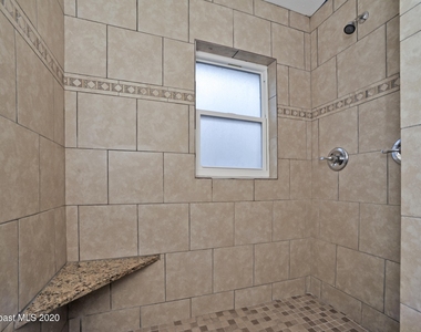 1420 Avocado Avenue - Photo Thumbnail 10