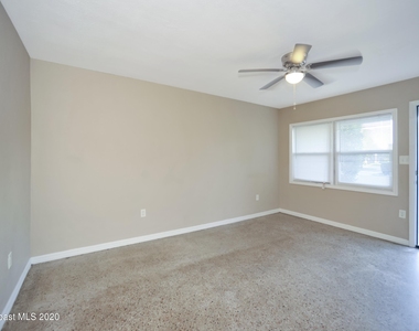 1420 Avocado Avenue - Photo Thumbnail 2