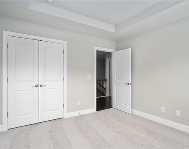 1379 Harris Way - Photo Thumbnail 24