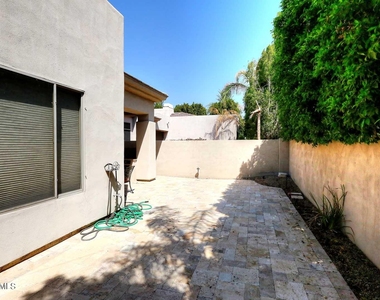 7305 E Del Acero Drive - Photo Thumbnail 39