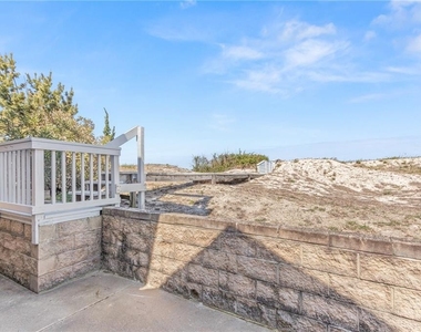 4836 Bay Bridge Lane - Photo Thumbnail 6