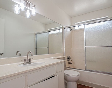 17200 Roscoe Blvd - Photo Thumbnail 17