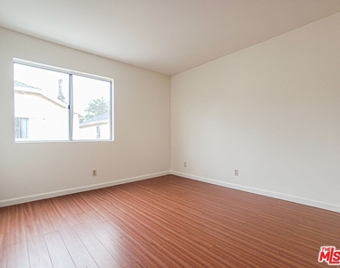 17200 Roscoe Blvd - Photo Thumbnail 16