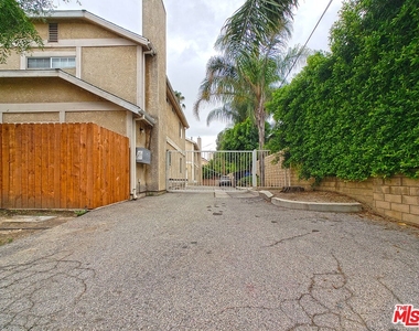 17200 Roscoe Blvd - Photo Thumbnail 24