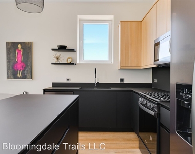 280-290 Stonington Dr. Bloomingdale, Il 60108 - Photo Thumbnail 6